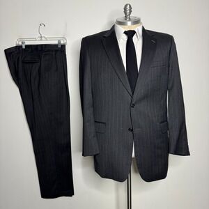 Jos. A. Bank Men's 44L Gray Wool Two-Piece Suit 46W Pants Stripe‎